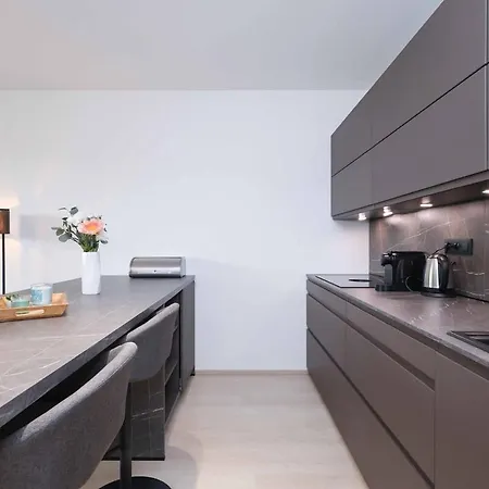 Apartment Jegeho Family Escape With Garden, Hot Tub And Free Parking Bratislava