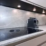 Jegeho Family Escape With Garden, Hot Tub And Free Parking * Братислава