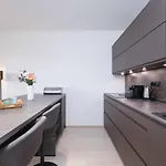 아파트 Jegeho Family Escape With Garden, Hot Tub And Free Parking 브라티슬라바